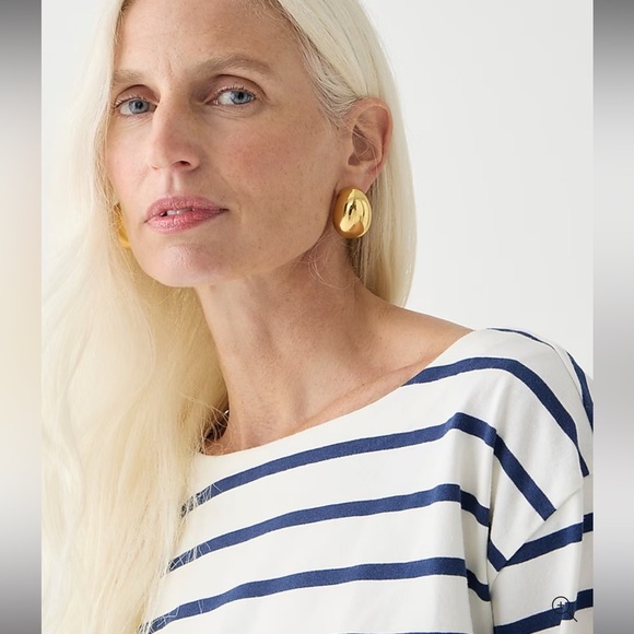 🍂NWT J.Crew Cropped boatneck T-shirt in mariner cotton Perfect Black Stripe - Picture 3 of 3